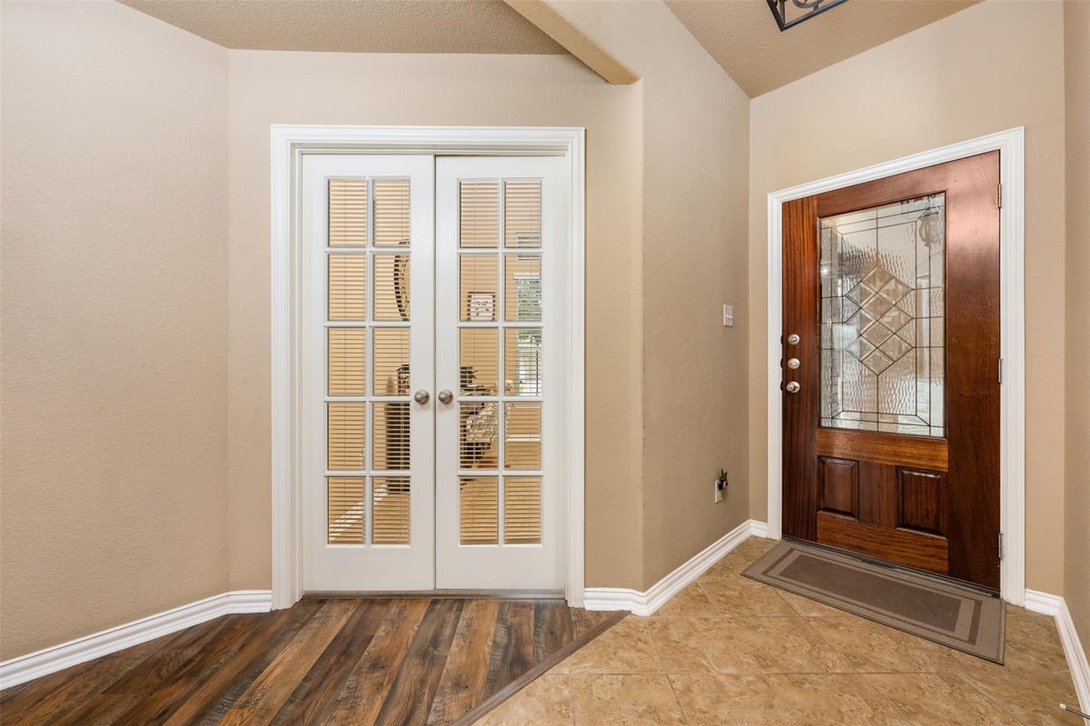 Primary bedroom at 4196 Woodhaven Trl - 3 bed 2 bath home