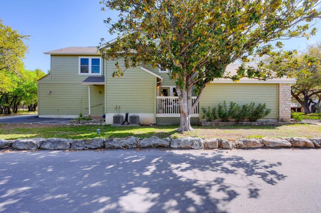Primary bedroom at 42 Cypress Pt - 2 bed 2 bath home