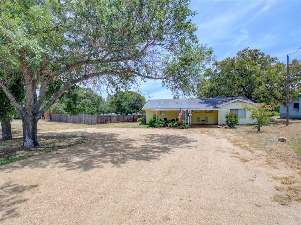 View 420 Blue Sky WAY 420 Blue Sky WAY - front exterior - Luxury home in Buchanan Dam, TX
