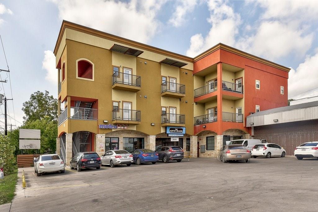 View 420 N Pleasant Valley RD Unit #204 in Pace D C Add 420 N Pleasant Valley RD Unit #204 - property photo 1 - Luxury home in Pace D C Add, Austin, TX