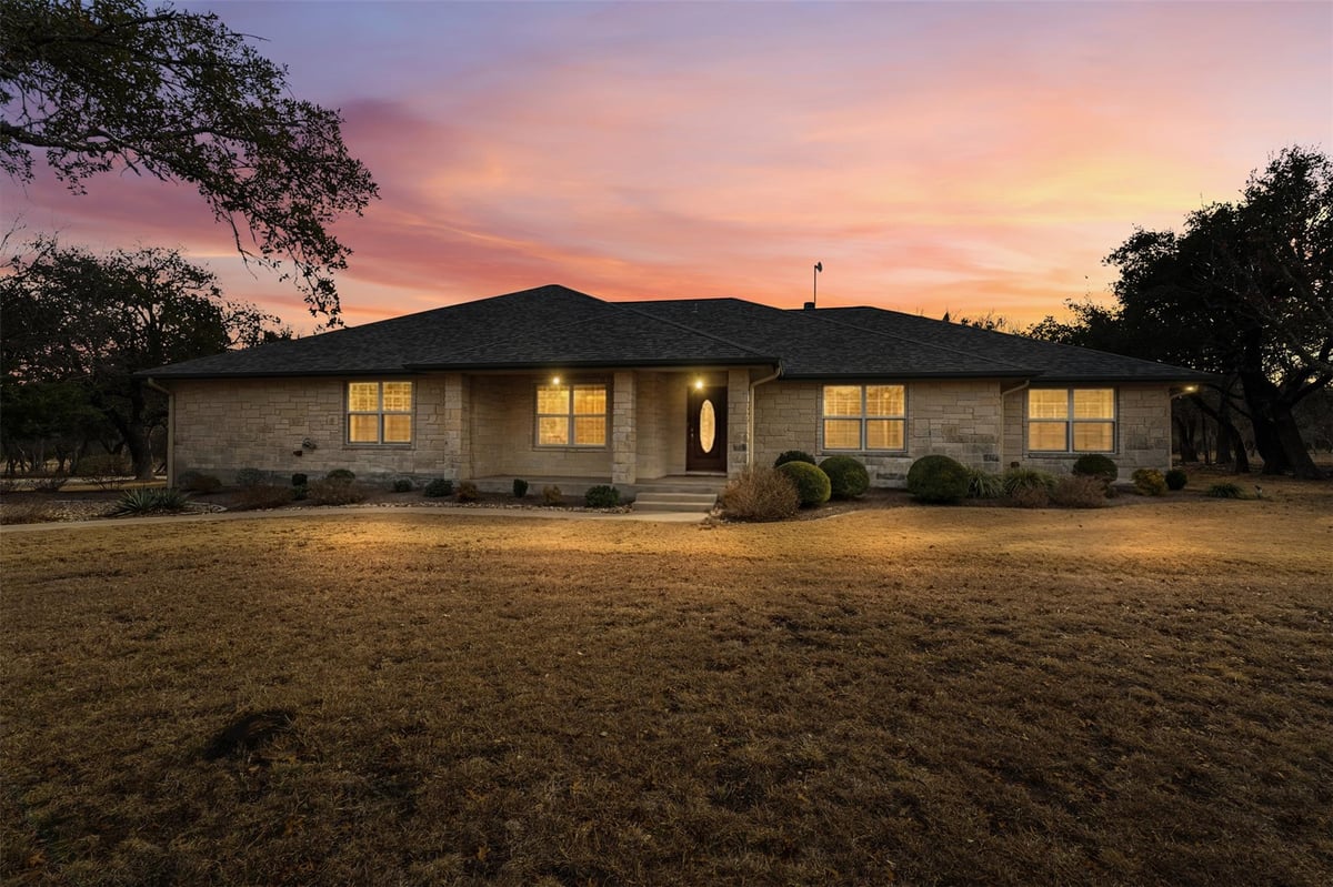 View 420 Rundberg DR in N/A 420 Rundberg DR - property photo 1 - Luxury home in N/A, Jarrell, TX