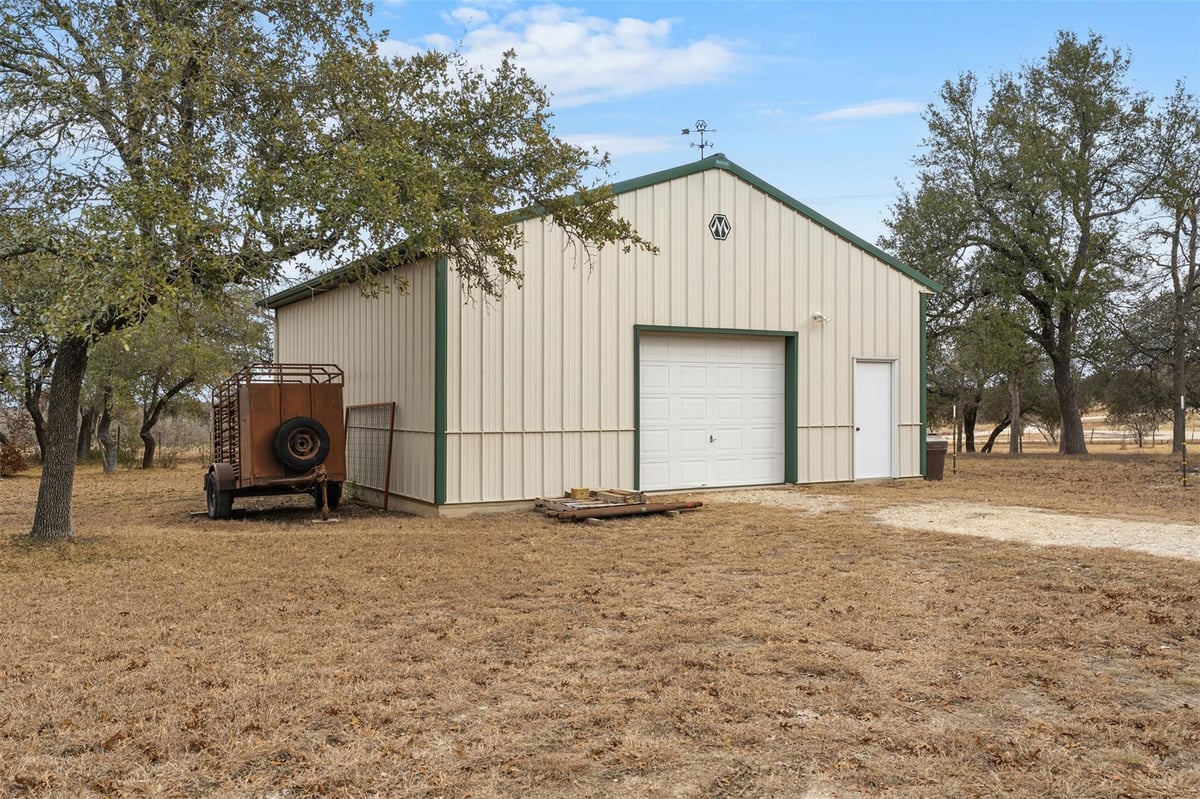 View 420 Rundberg DR in N/A 420 Rundberg DR - front exterior - Luxury home in N/A, Jarrell, TX