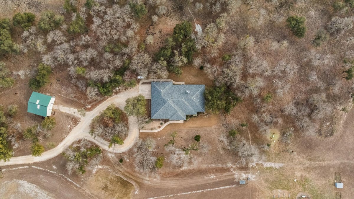 View 420 Rundberg DR in N/A 420 Rundberg DR - front exterior - Luxury home in N/A, Jarrell, TX