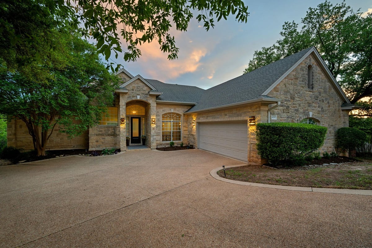 View 4201 Range View CV in River Place Sec 10 4201 Range View CV - property photo 1 - Luxury home in River Place Sec 10, Austin, TX
