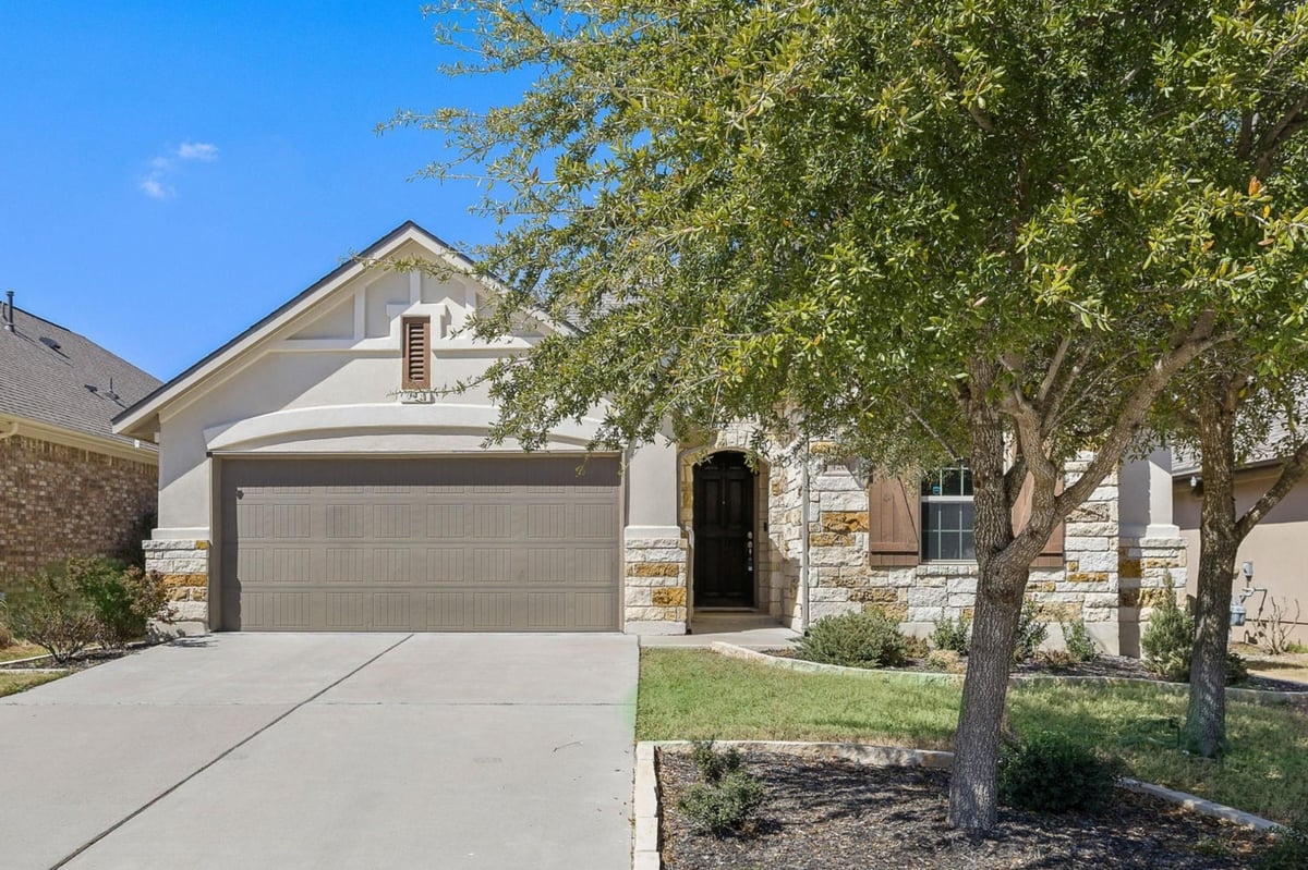 View 4201 Vespa Cv in Travisso Ph 2 Sec 1K 4201 Vespa Cv - front exterior - Luxury home in Travisso Ph 2 Sec 1K, Leander, TX
