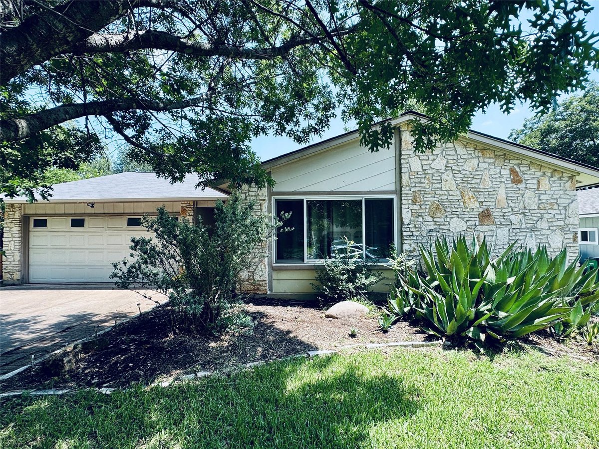 View 4202 Kilgore Ln in Milwood Sec 05 4202 Kilgore Ln - front exterior - Luxury home in Milwood Sec 05, Austin, TX