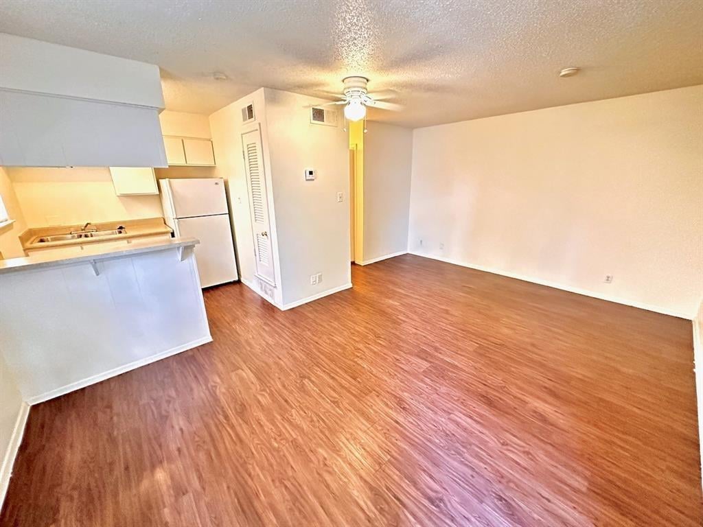 View 4204 Speedway Unit #204 in Hyde Park Add 01 4204 Speedway Unit #204 - property photo 1 - Luxury home in Hyde Park Add 01, Austin, TX