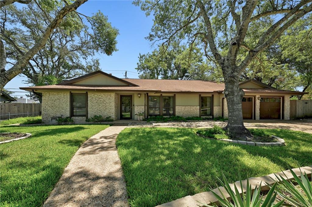 View 4205 Endcliffe Dr in Northwest Hills Mesa Oaks Ph 4205 Endcliffe Dr - front exterior - Luxury home in Northwest Hills Mesa Oaks Ph, Austin, TX