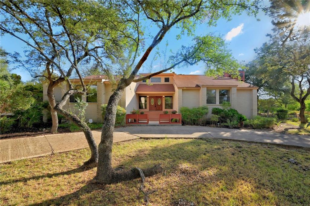 View 4205 Plantain CV in Glenlake Ph 01 4205 Plantain CV - property photo 1 - Luxury home in Glenlake Ph 01, Austin, TX