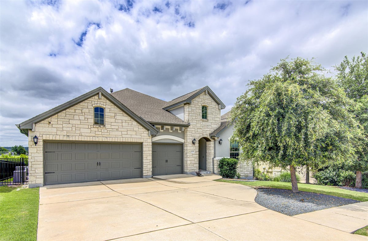 4208 Sandorna VW - front exterior - Luxury home in Travisso Ph 2 Sec 1f, Leander, TX