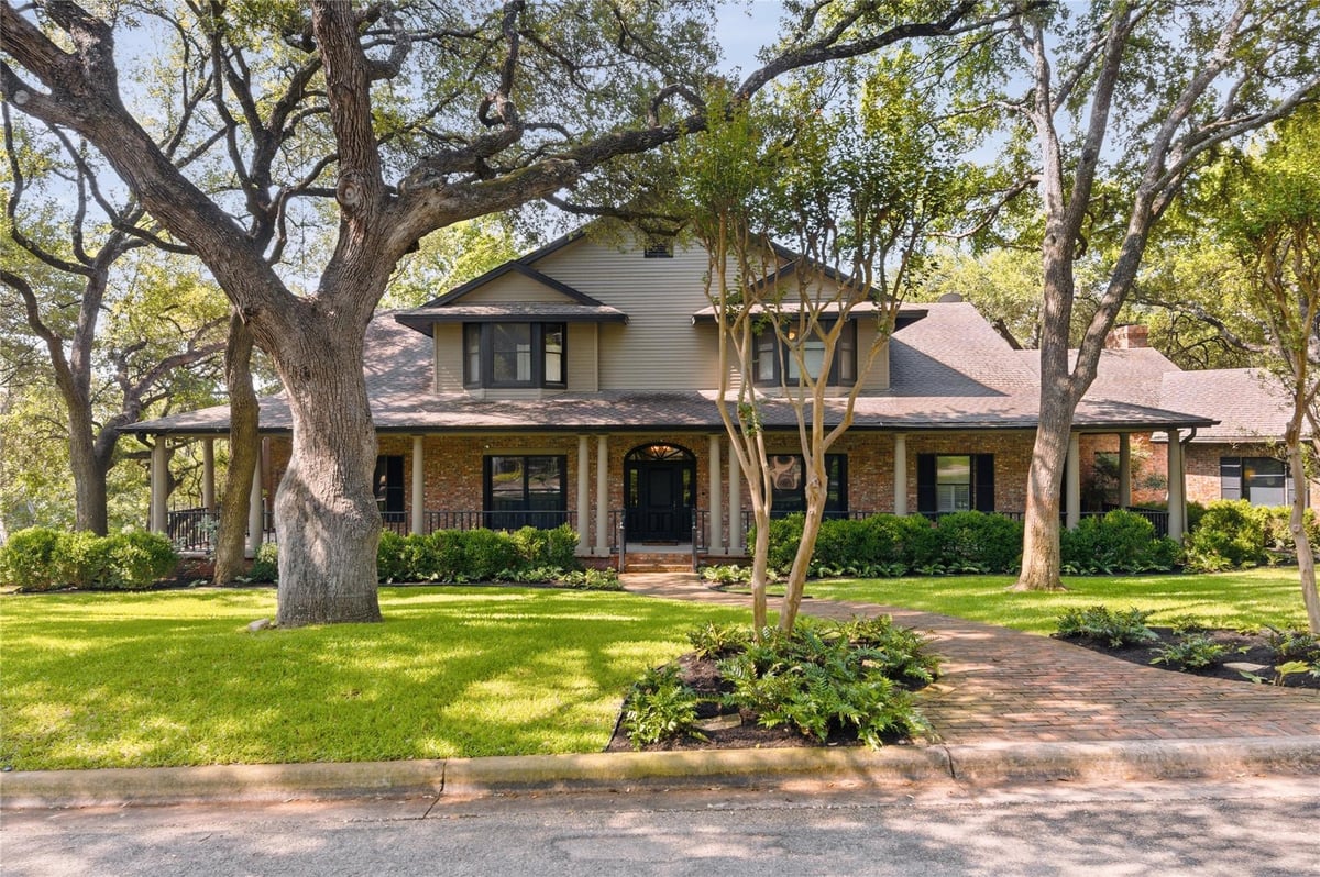 View 4209 Dunning LN in West Rim 4209 Dunning LN - front exterior - Luxury home in West Rim, Austin, TX