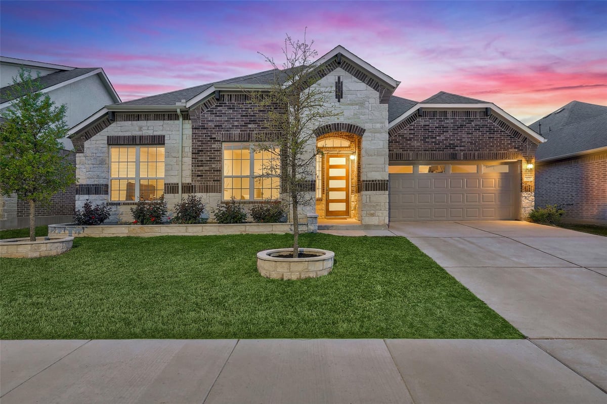 View 421 Abruzzi ST in ROSENBUSCH RANCH 421 Abruzzi ST - property photo 1 - Luxury home in ROSENBUSCH RANCH, Leander, TX