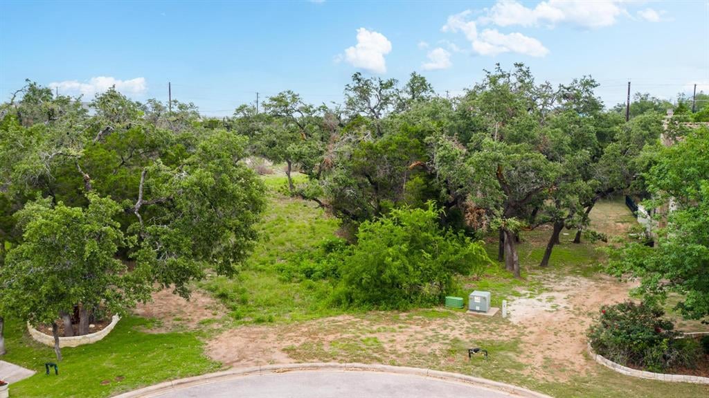 421 Bella Montagna Cir - front exterior - Luxury lot in Bella Montagna, Austin, TX