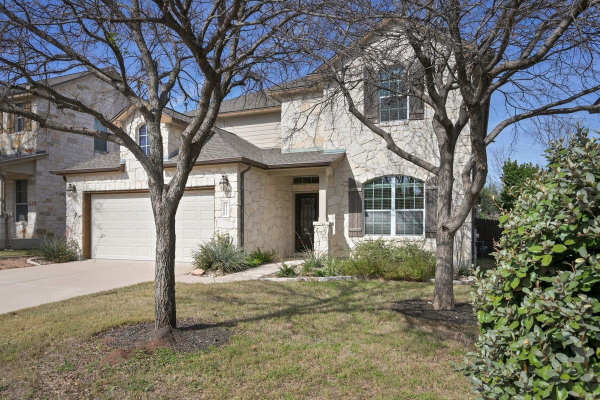 Living area at 4211 Oldenburg Ln - 5 bed 4 bath home
