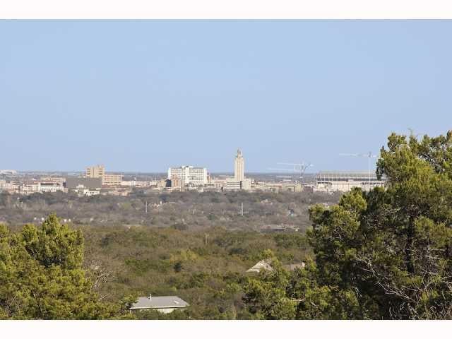 422 Cortona - front exterior - Luxury lot in West Lake Hills, TX