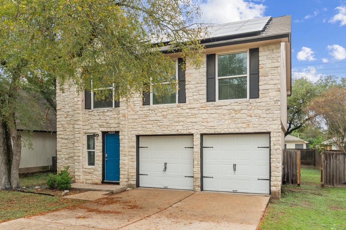 View 4235 Iriona BND in Maple Run Sec 08 4235 Iriona BND - property photo 1 - Luxury home in Maple Run Sec 08, Austin, TX
