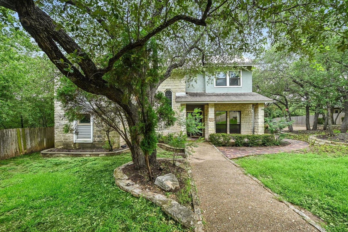4242 Westlake DR - front exterior - Luxury home in Davenport Ranch Ph 02 Sec 01, Austin, TX