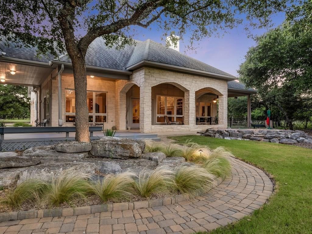 View 425 Patricia RD 425 Patricia RD - front exterior - Luxury home in Georgetown, TX