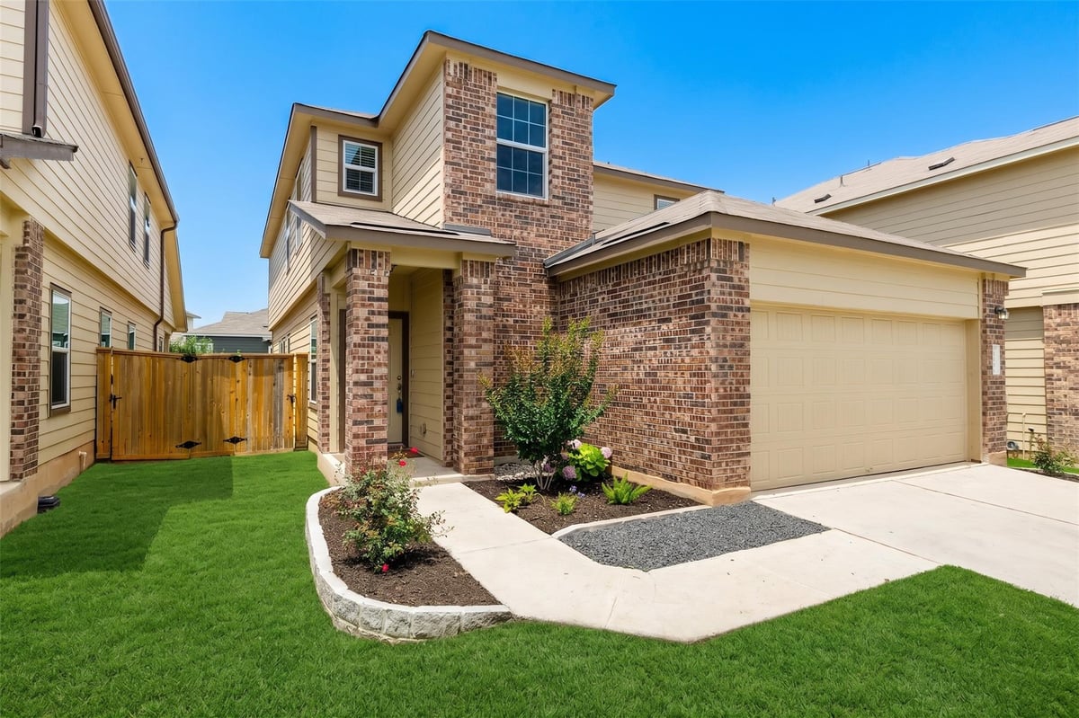 View 425 Perfect World LOOP in Sonterra 425 Perfect World LOOP - front exterior - Luxury home in Sonterra, Jarrell, TX