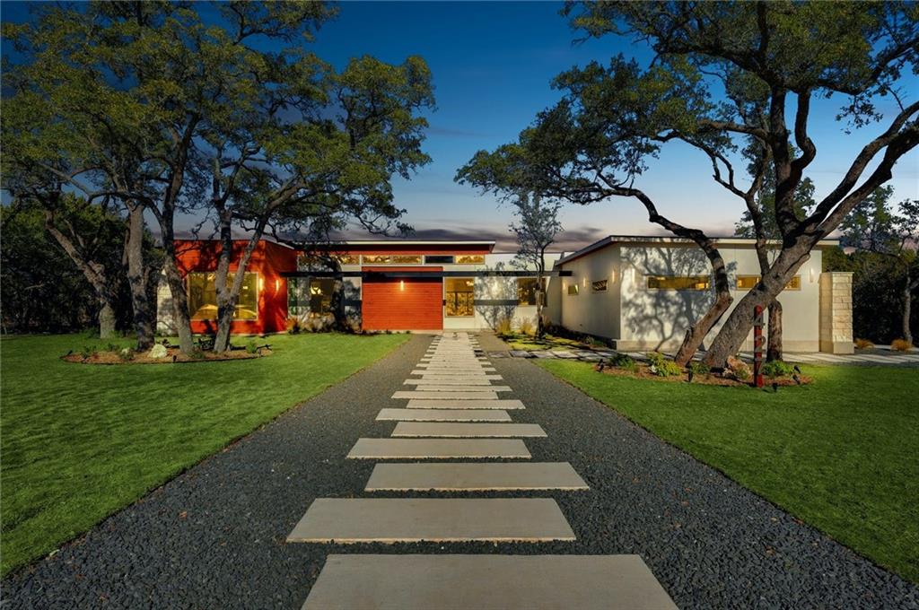 View 427 Delayne Dr in Reunion Ranch Ph 2 Sec 3 427 Delayne Dr - property photo 1 - Luxury home in Reunion Ranch Ph 2 Sec 3, Austin, TX