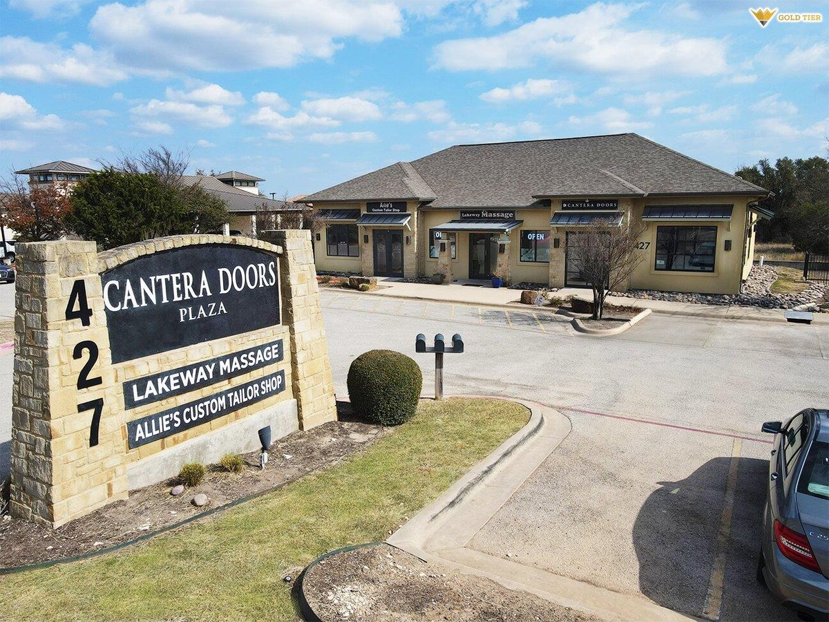 Living area at 427 Ranch Road 620 S - Cardinal Hills Unit 03, Lakeway, TX