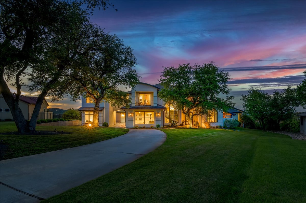 4300 Derrick Cv - front exterior - Luxury home in Bee Creek Estates, Spicewood, TX