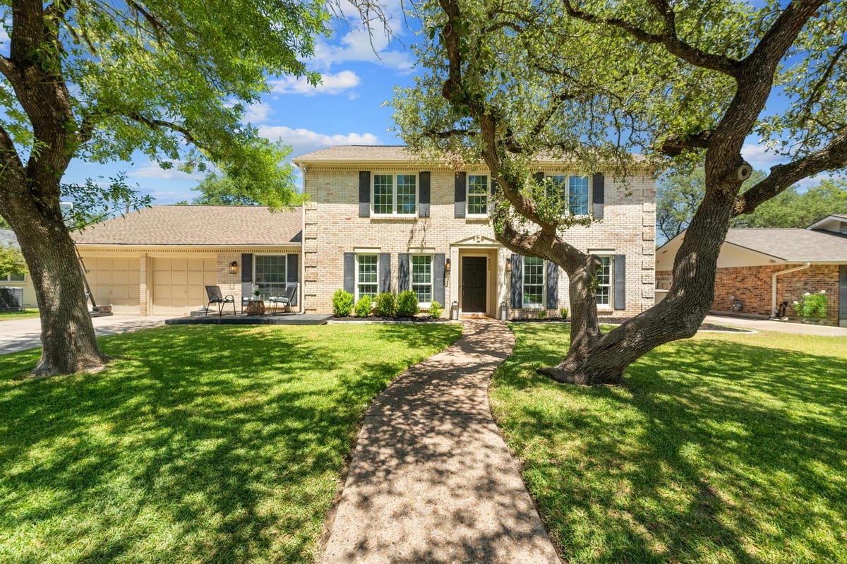 View 4300 Lostridge DR in Northwest Hills Mesa Oaks Ph 4300 Lostridge DR - front exterior - Luxury home in Northwest Hills Mesa Oaks Ph, Austin, TX