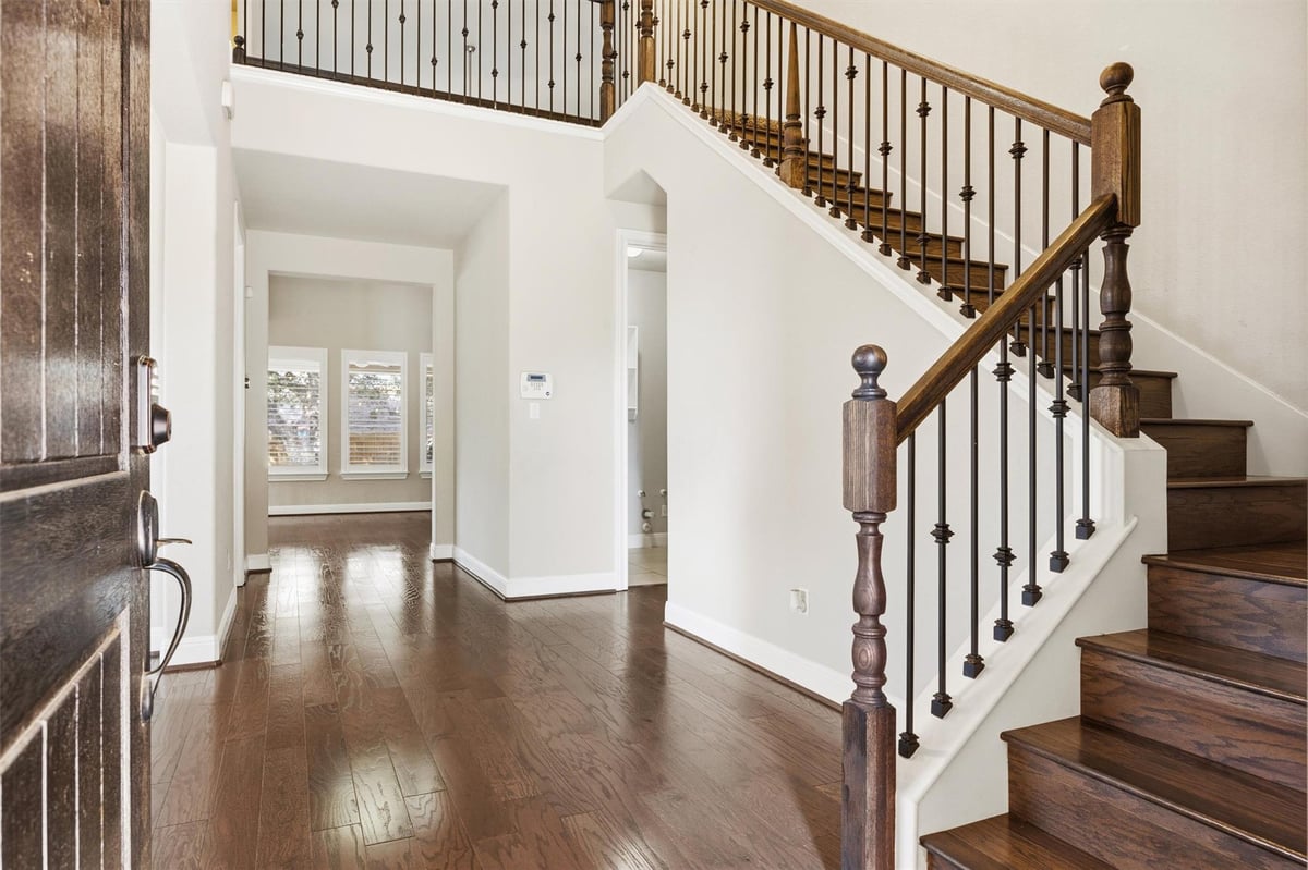 Primary bedroom at 4301 Big Tree Trl - 4 bed 3 bath home