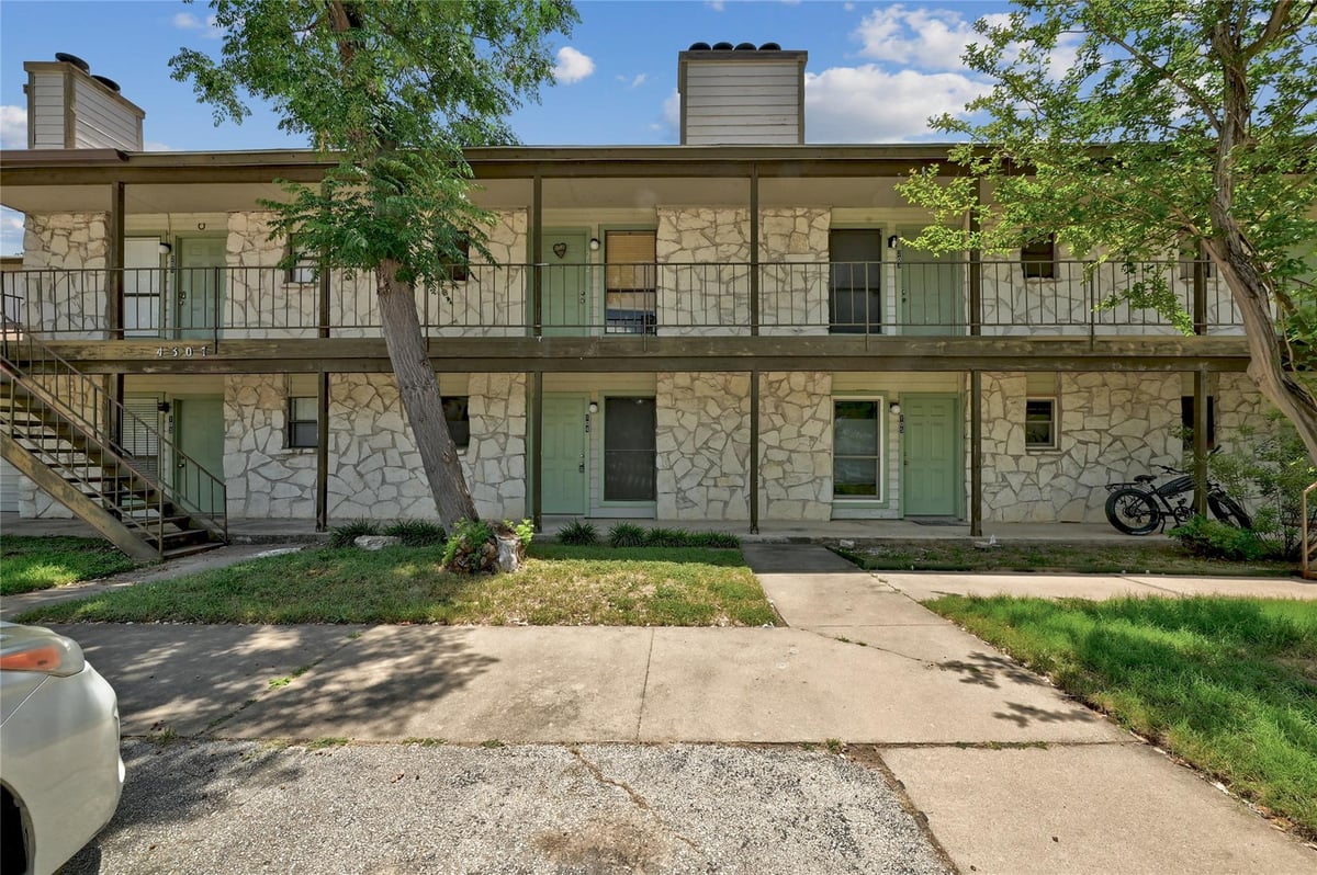 View 4307 S 1st ST Unit #104 in Austin 4307 S 1st ST Unit #104, photo 1, Austin, Austin, TX