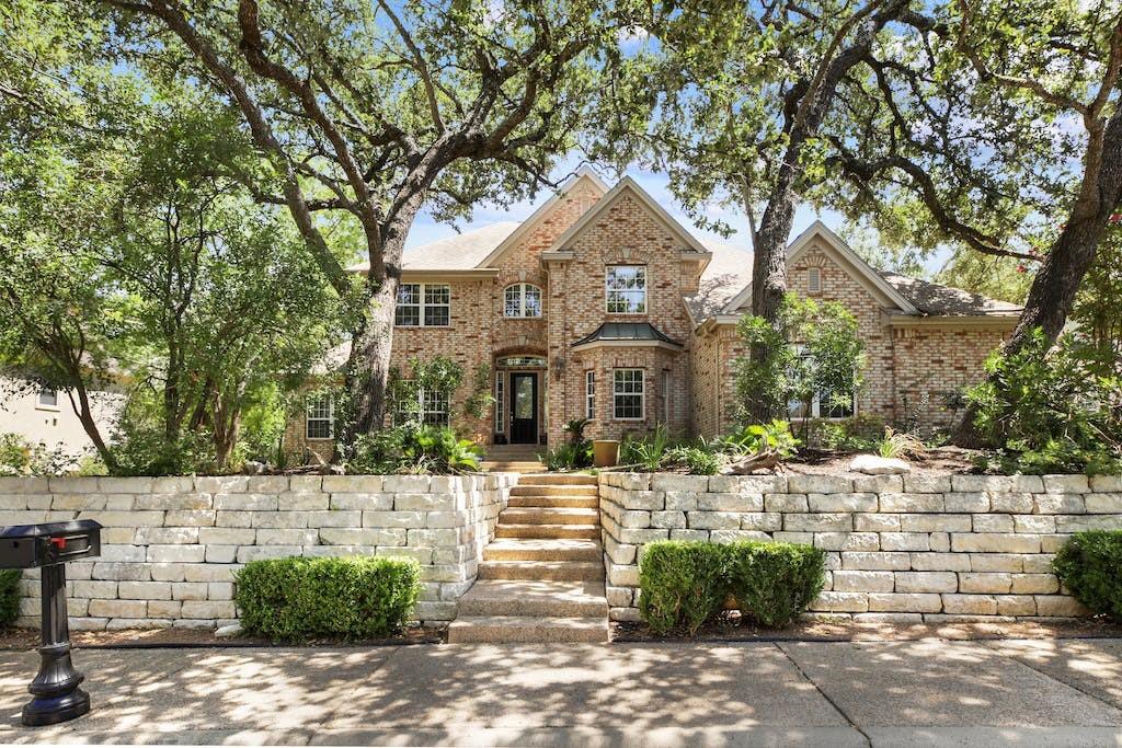 View 4308 Rio Robles DR in Westview On Lake Austin Ph C 4308 Rio Robles DR - property photo 1 - Luxury home in Westview On Lake Austin Ph C, Austin, TX
