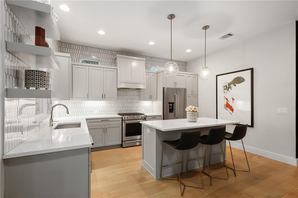 View 4309 Leslie Ave Unit #A in Grant Park 4309 Leslie Ave Unit #A - front exterior - Luxury home in Grant Park, Austin, TX