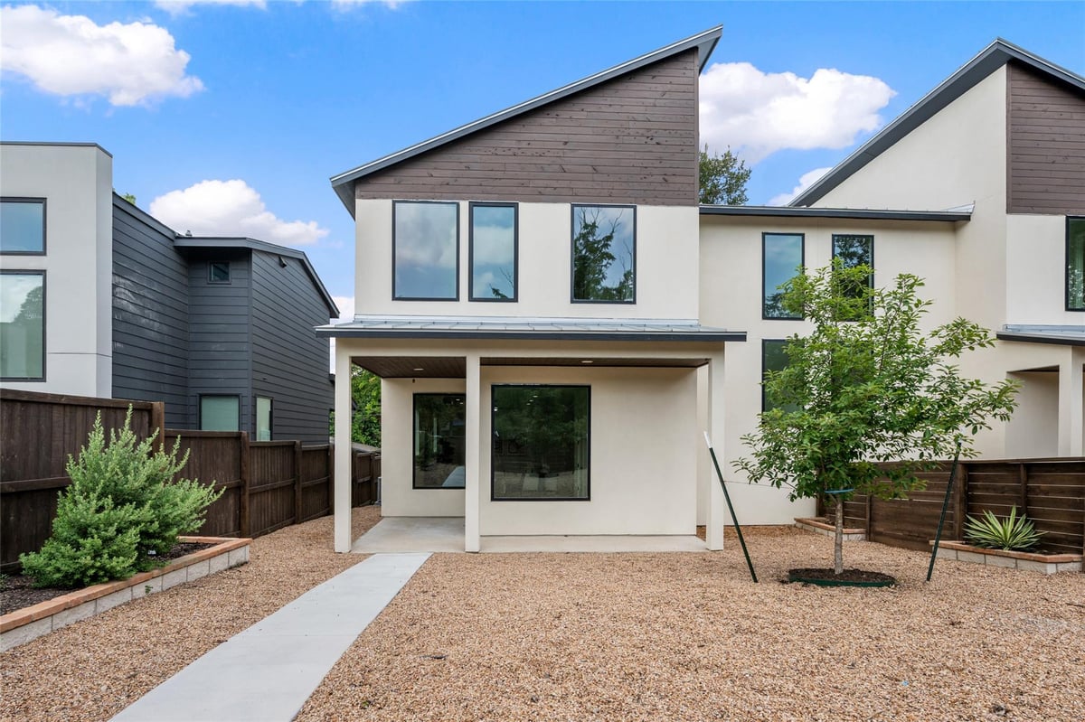 4324 Airport BLVD Unit #B - property photo 1 - Luxury home in Delwood Sec 1, Austin, TX