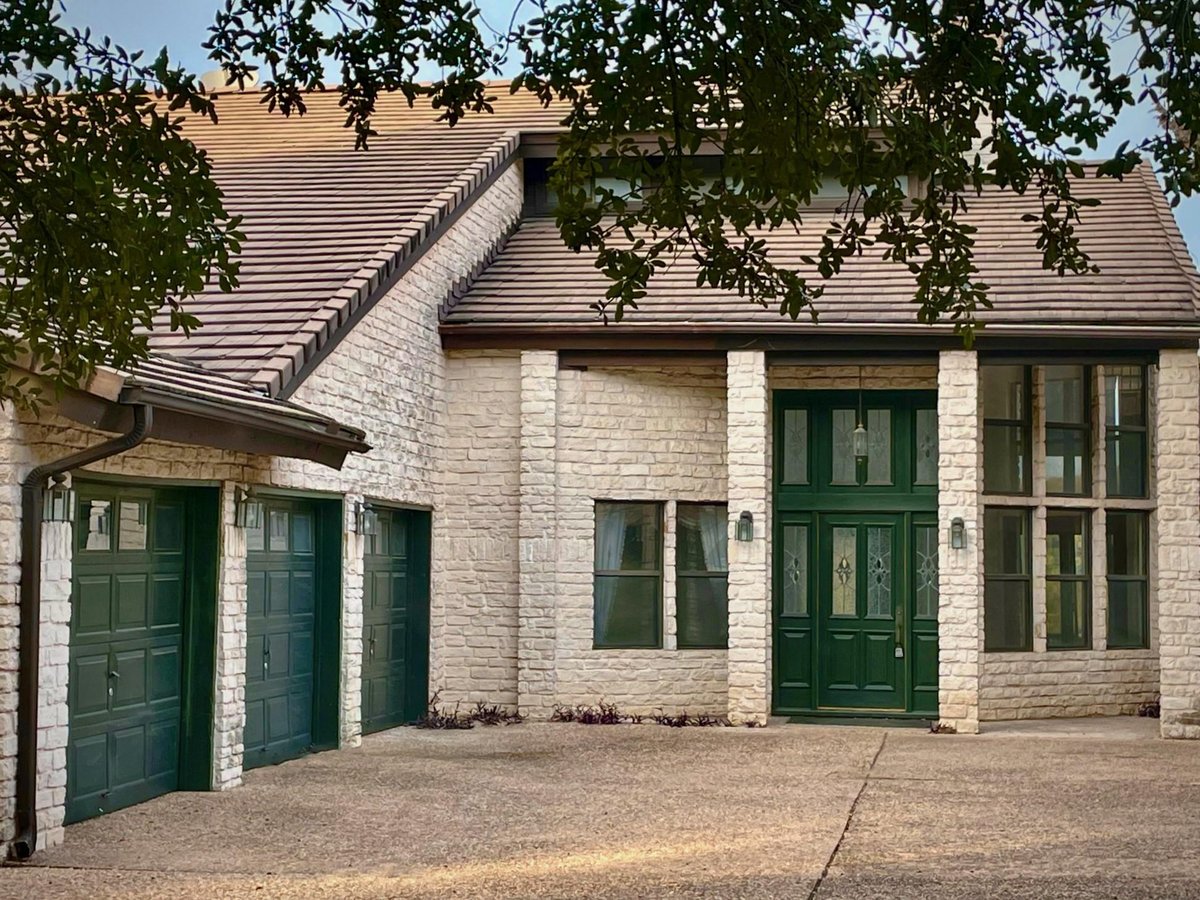 Primary bedroom at 4324 Far West Blvd - 4 bed 3 bath home