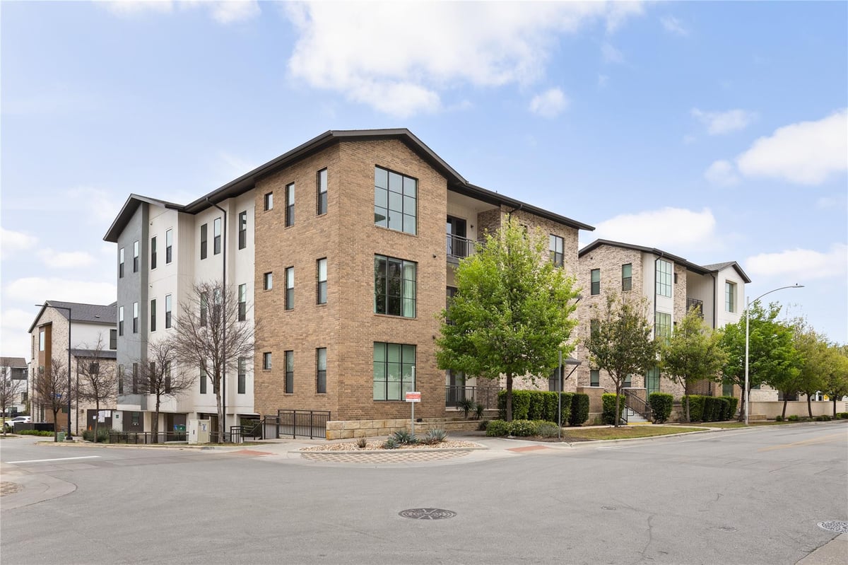 Primary bedroom at 4325 Jackson Ave Unit #2105 - 2 bed 1 bath home