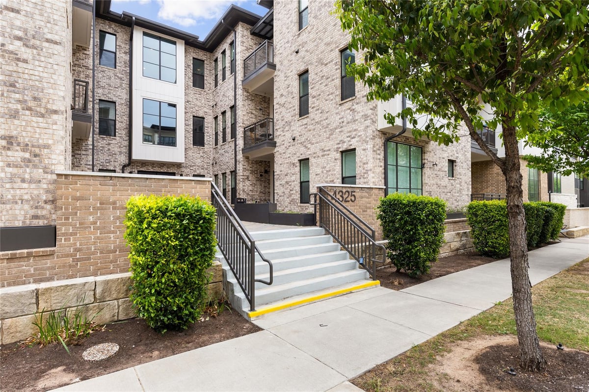 Bathroom at 4325 Jackson Ave Unit #2105 - 2 bed 1 bath home