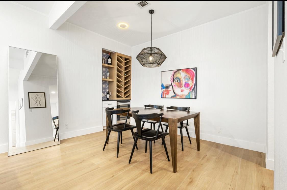 Kitchen at 433 Towne Park Trl - 2 bed 2 bath home