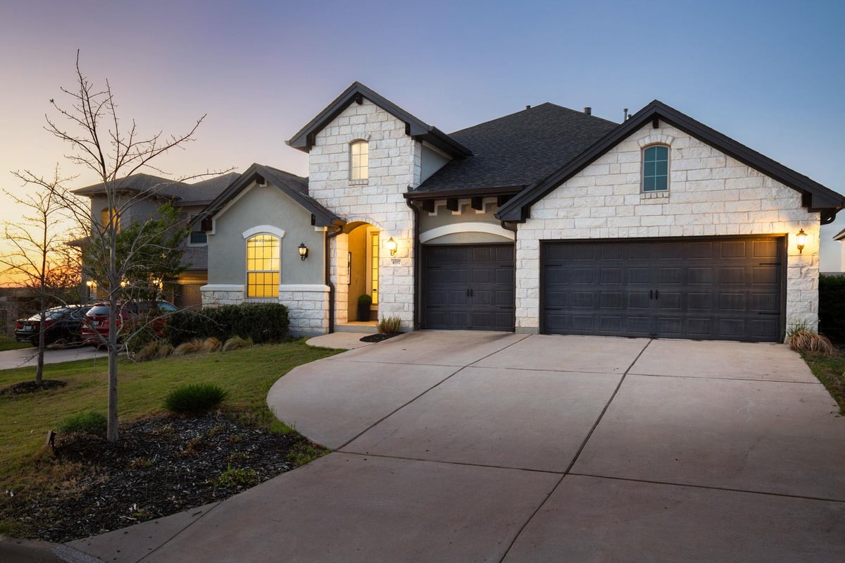 Living area at 4337 Opera Path - 4 bed 3 bath home