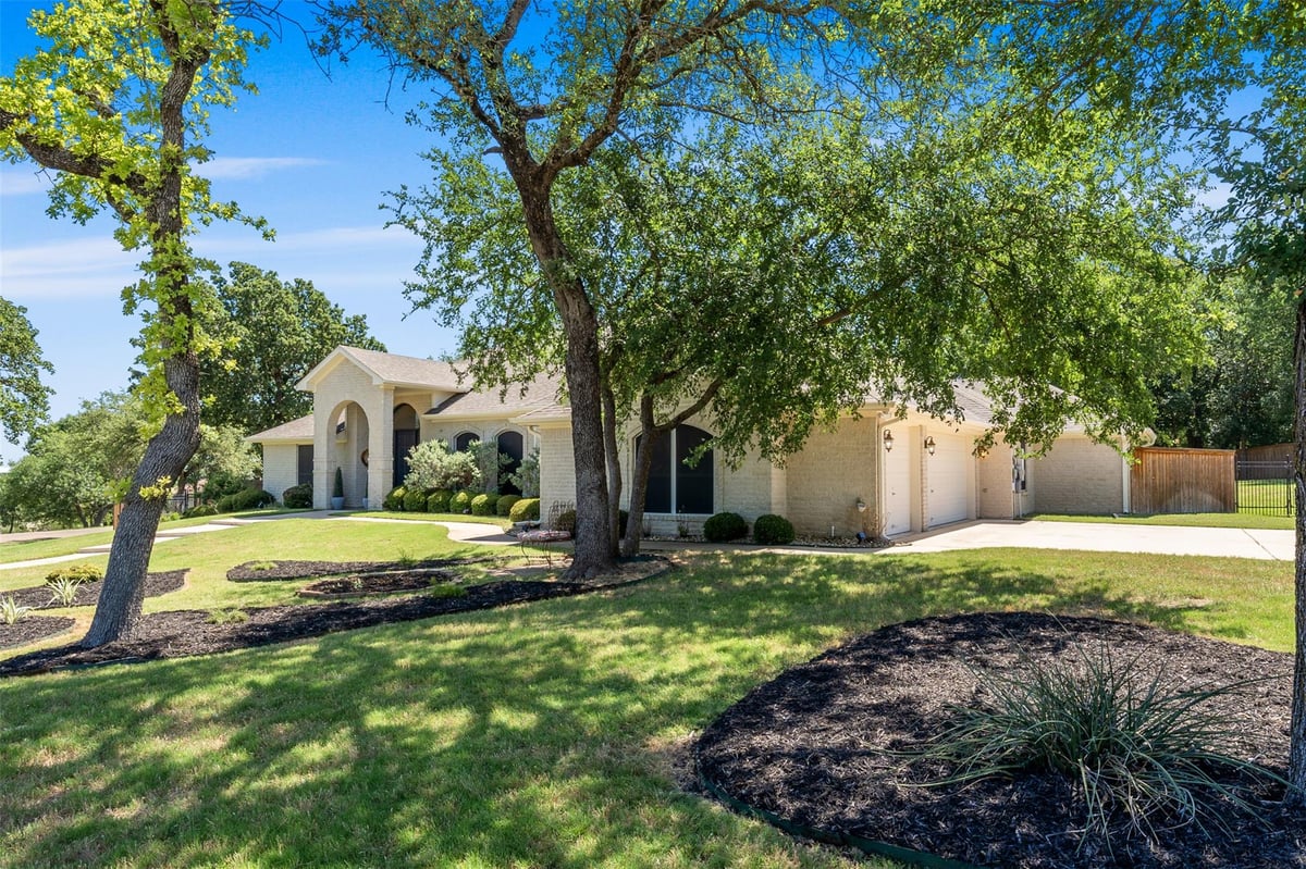 Primary bedroom at 4340 Lago Vista Dr - 4 bed 3 bath home