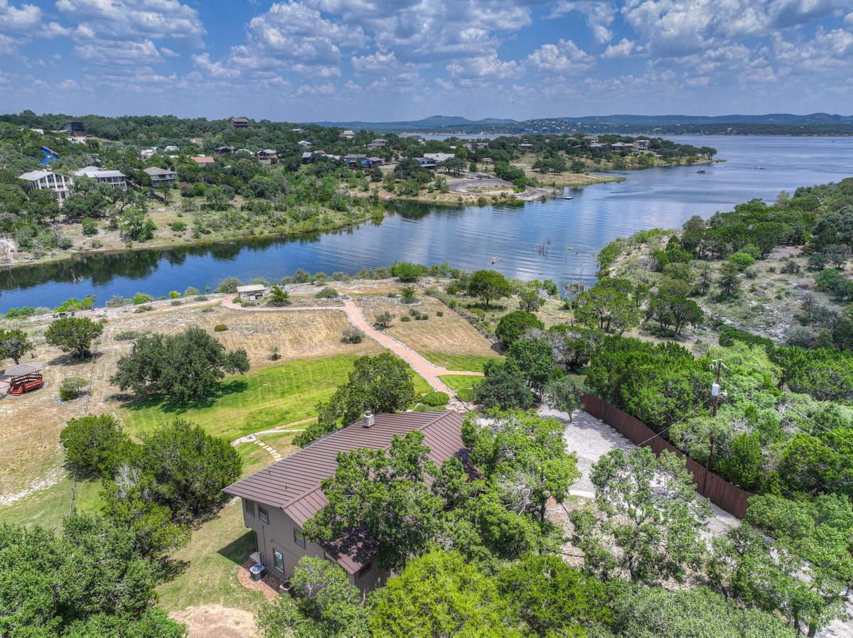 View 435 Nancy DR in CANYON LAKE VILLAGE WEST 435 Nancy DR - property photo 1 - Luxury home in CANYON LAKE VILLAGE WEST, Canyon Lake, TX