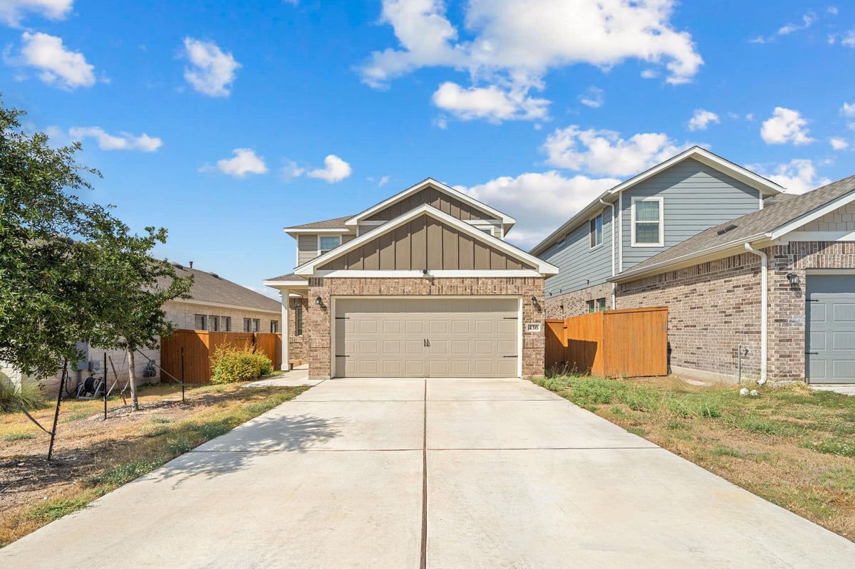 View 436 Spinnaker Loop in Crosswinds Ph Two 436 Spinnaker Loop - front exterior - Luxury home in Crosswinds Ph Two, Kyle, TX