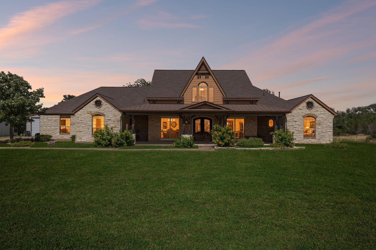 438 Patricia RD - front exterior - Luxury home in Whitetail, Georgetown, TX