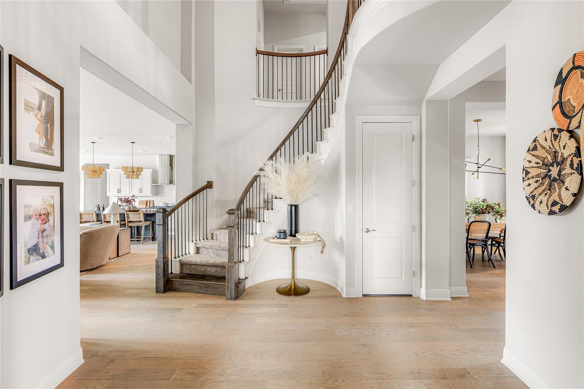 Living area at 438 Premier Park Loop - 4 bed 4 bath home