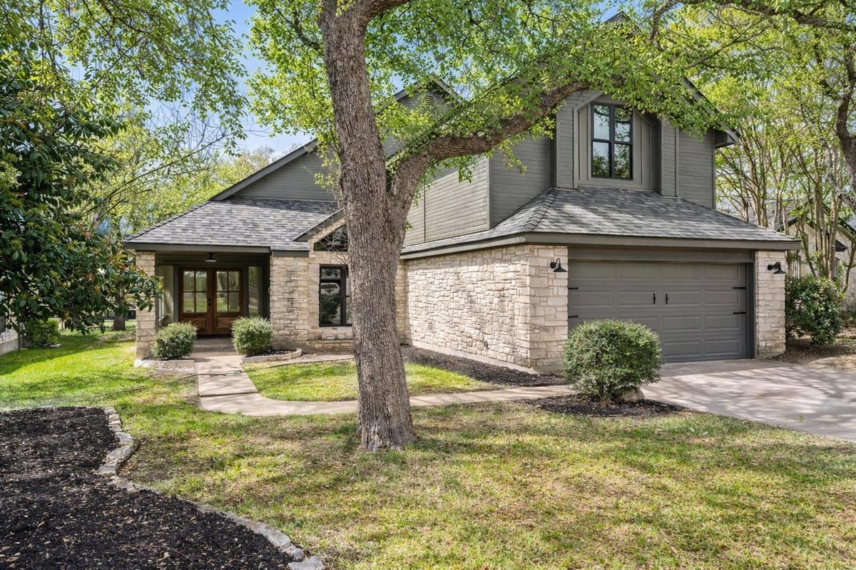 View 44 Brookhollow Dr in Woodcreek 44 Brookhollow Dr - property photo 1 - Luxury home in Woodcreek, Wimberley, TX
