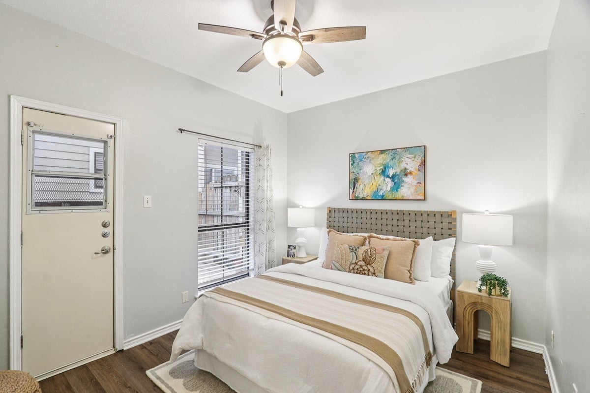 Primary bedroom at 4401 Speedway Unit #105 - 1 bed 1 bath home