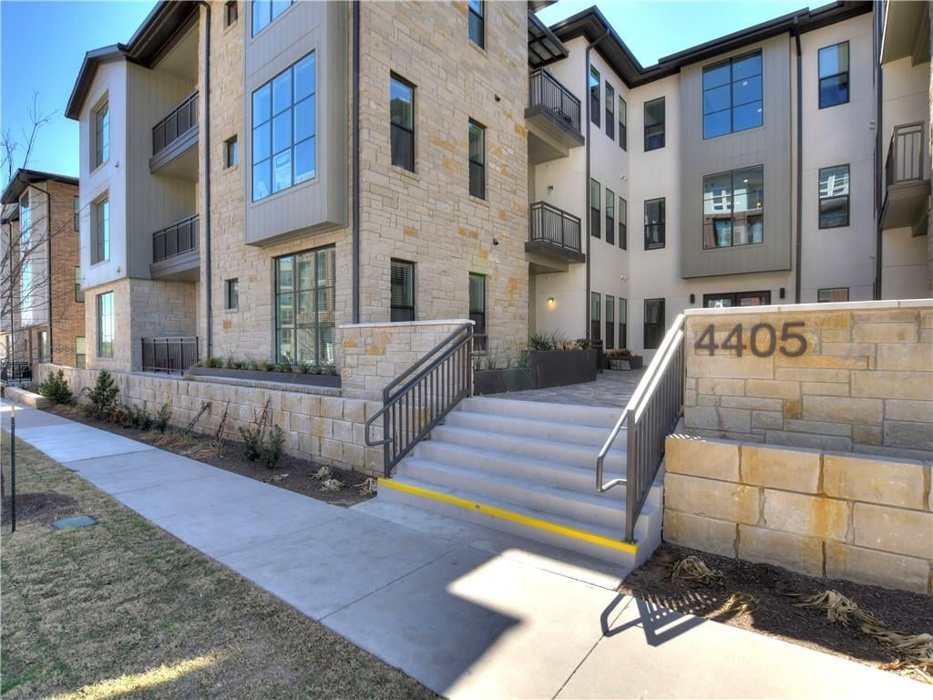 View 4405 Jackson Ave Unit #3102 in The Grove 4405 Jackson Ave Unit #3102 - front exterior - Luxury home in The Grove, Austin, TX