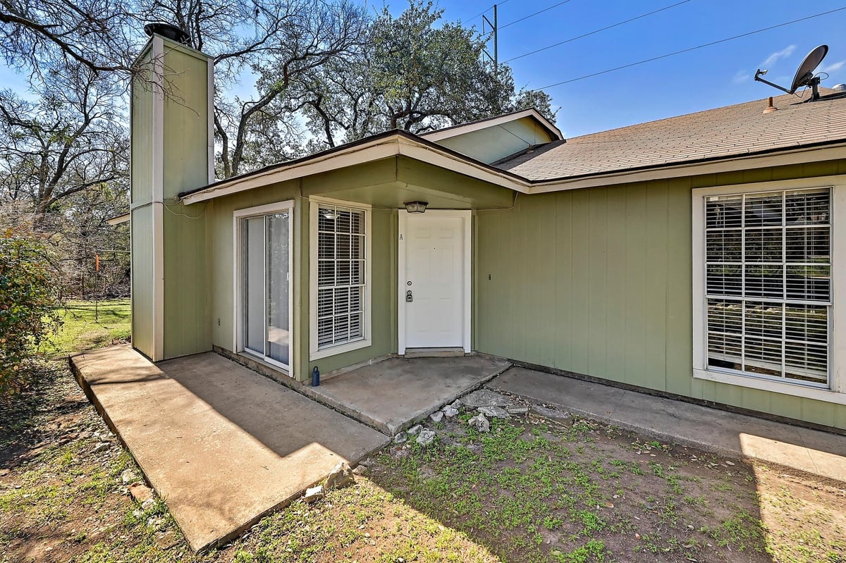 Kitchen at 4407 Limewood Ct - Dorsett Oaks, Austin, TX