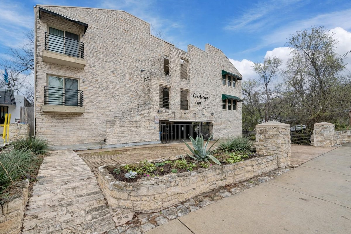 View 4409 Duval St Unit #305 in Creekridge Condo 4409 Duval St Unit #305 - front exterior - Luxury home in Creekridge Condo, Austin, TX
