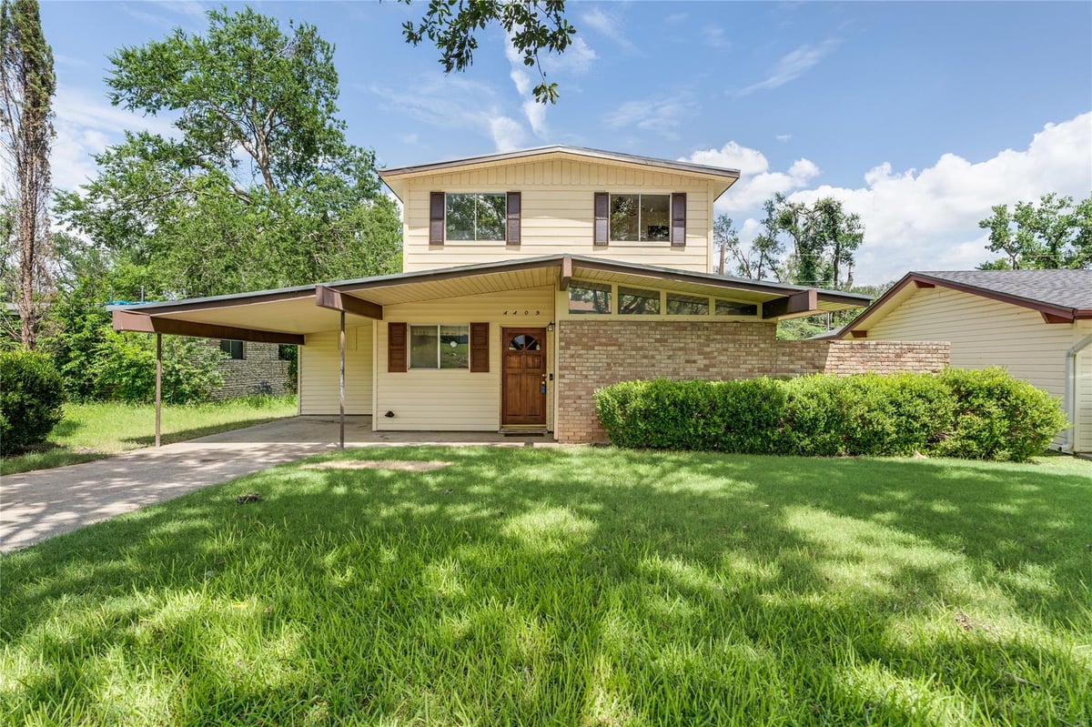 View 4409 Scottsdale Rd in Hill & Dale Add 4409 Scottsdale Rd - front exterior - Luxury home in Hill & Dale Add, Austin, TX