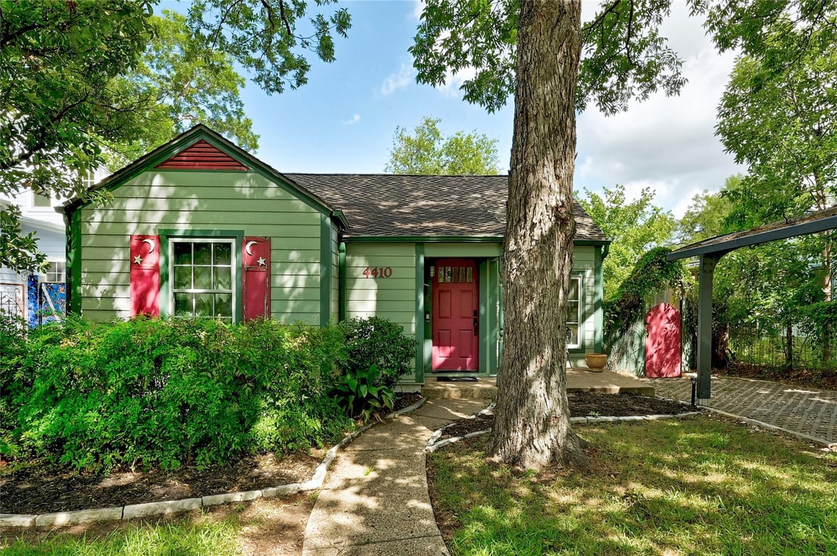 View 4410 Sinclair Ave in Rosedale D 4410 Sinclair Ave - front exterior - Luxury home in Rosedale D, Austin, TX