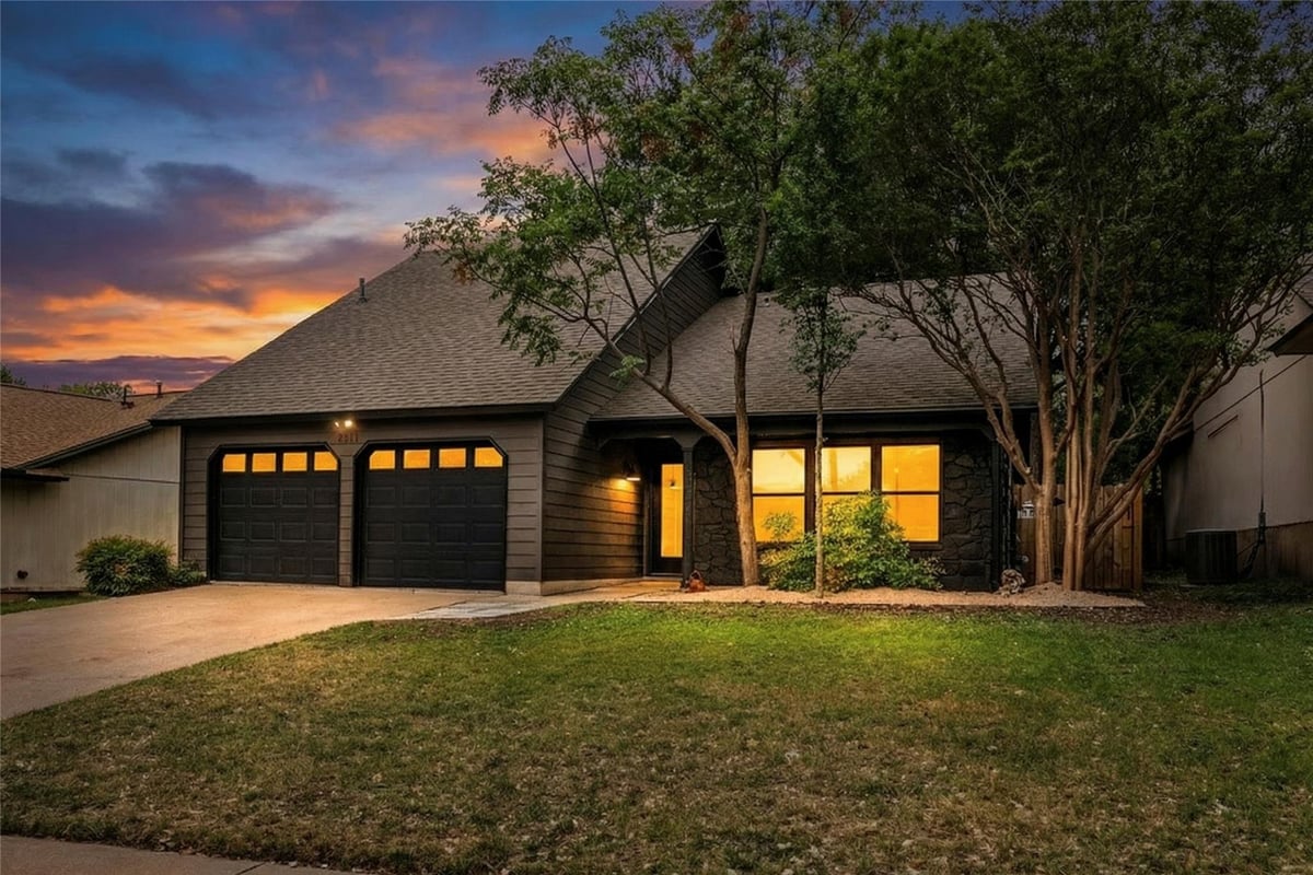 View 4411 Cumbria LN in Milwood Sec 08 4411 Cumbria LN - property photo 1 - Luxury home in Milwood Sec 08, Austin, TX